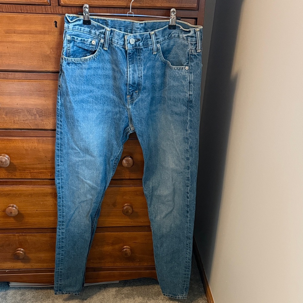 Classic Blue Levi Men’s Denim Jeans